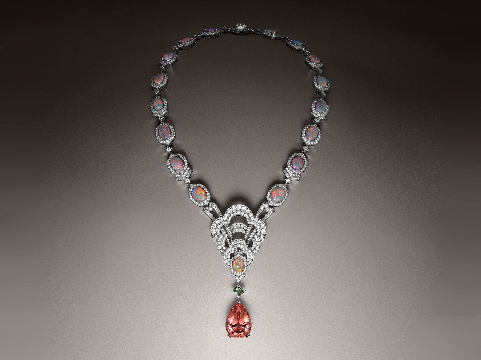  Louis Vuitton Conquêtes necklace with 37.07cts Imperial Topaz and 17 opals
