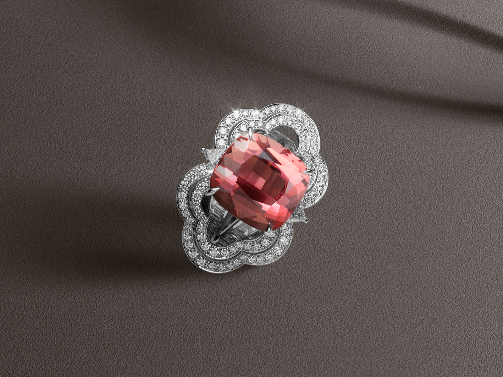  Louis Vuitton ring from Conquêtes collection