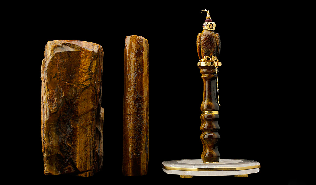 Tiger’s Eye Falcon fountain pen created by L’AQUART in partnership with Haute Creation department of S. T. DUPONT, Paris