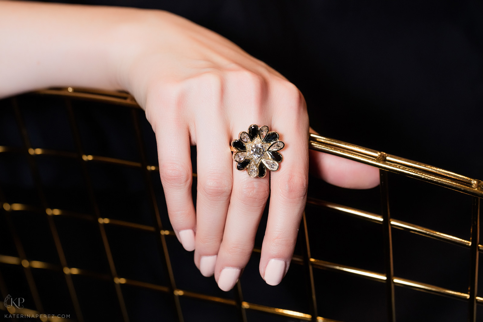  CADAR designs rings in colourless and black diamonds