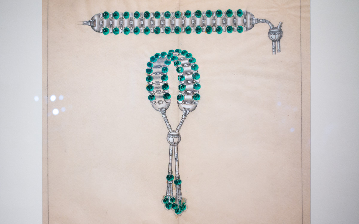 Van Cleef&Arpels drawing of an emerald and diamond bracelet