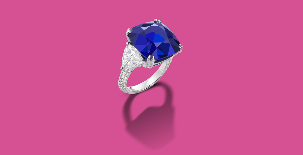 An important cushion-shaped sapphire and diamond ring. The Burmese sapphire is of natural Royal Blue colour with no indication of heat treatment. It weights 26.43 carats, diamonds weigh approximately 4.15 carats total. Est. $ 620,000 – 750,000