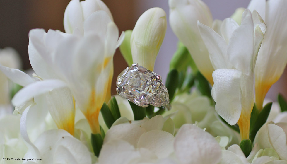 AN IMPRESSIVE DIAMOND 14.24 CTS H-VVS2 RING BY DAVID MORRIS