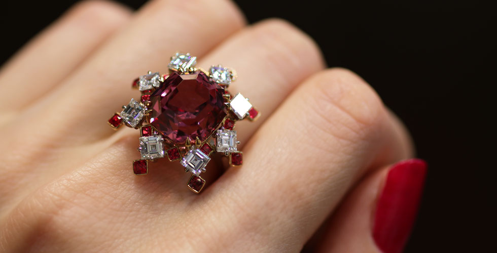 IVY New York ring with 11.24 cts pink spinel, red spinels and diamonds