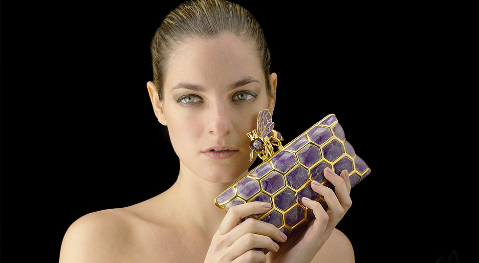 L’AQUART Amethyst Queen Bee Clutch