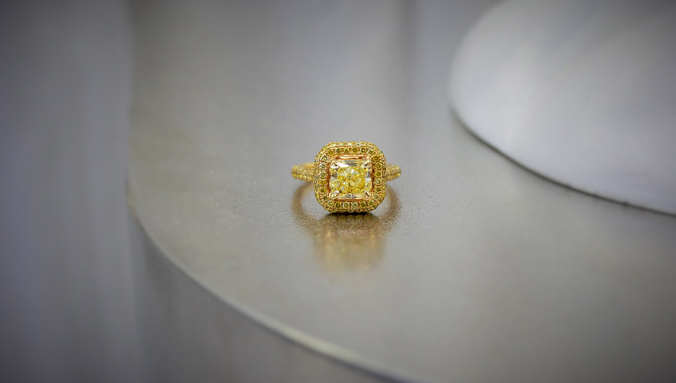 C помощью Diamond Registry можно купить не только бриллиант, но и готовое ювелирное украшение