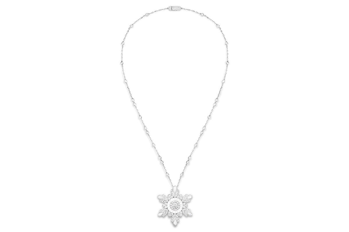  Lumière de nuit - The Imperial Winter collection by Boucheron