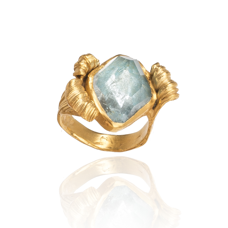 Rea's Flower ring by Labros&Semeli