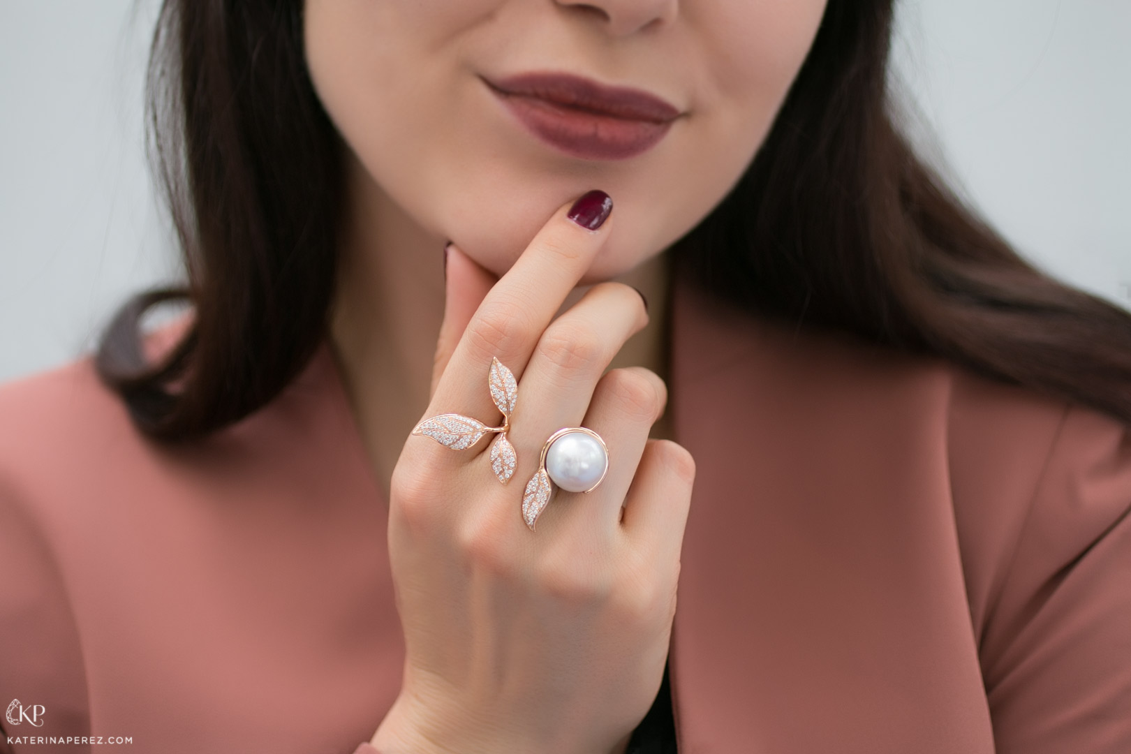 Mille et Une Feuilles Rose Gold ring by Nadine Aysoy with pearls and diamonds