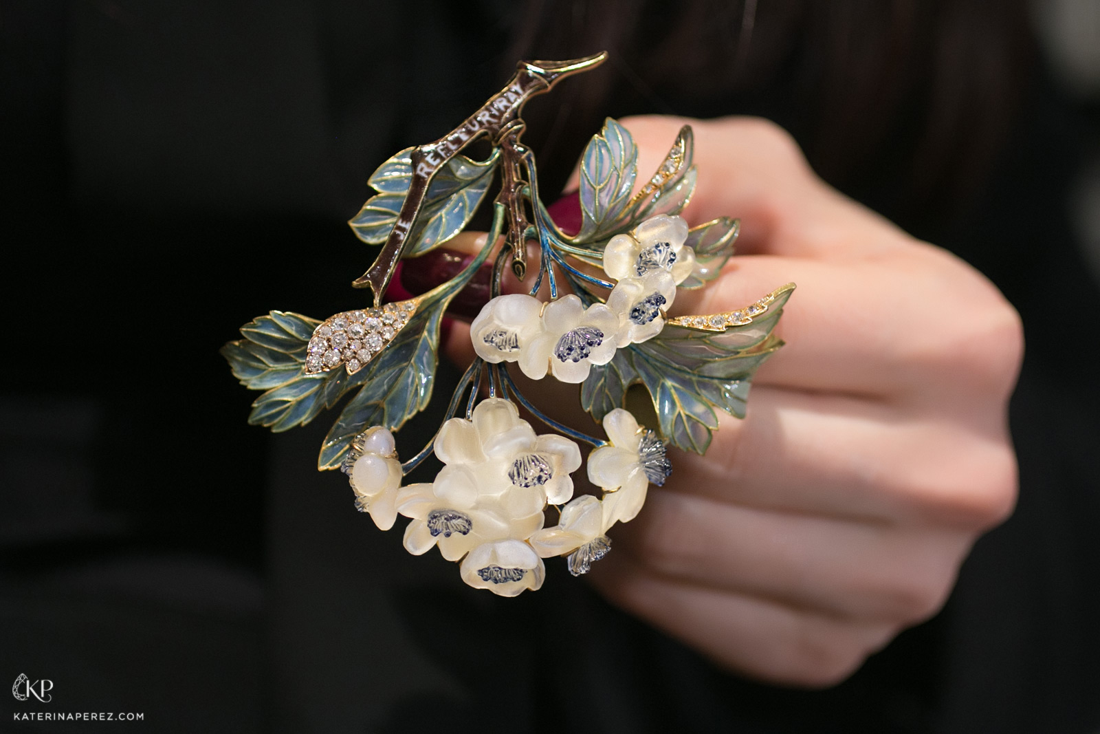  René Lalique Apple Blossom brooch in glass, enamel and diamonds