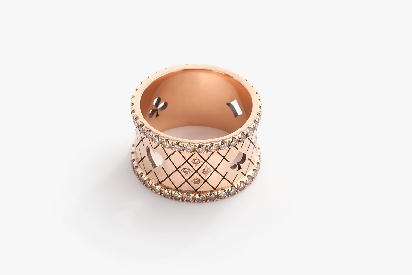  Julie Genet ring in yellow gold and diamonds from the Casino collection