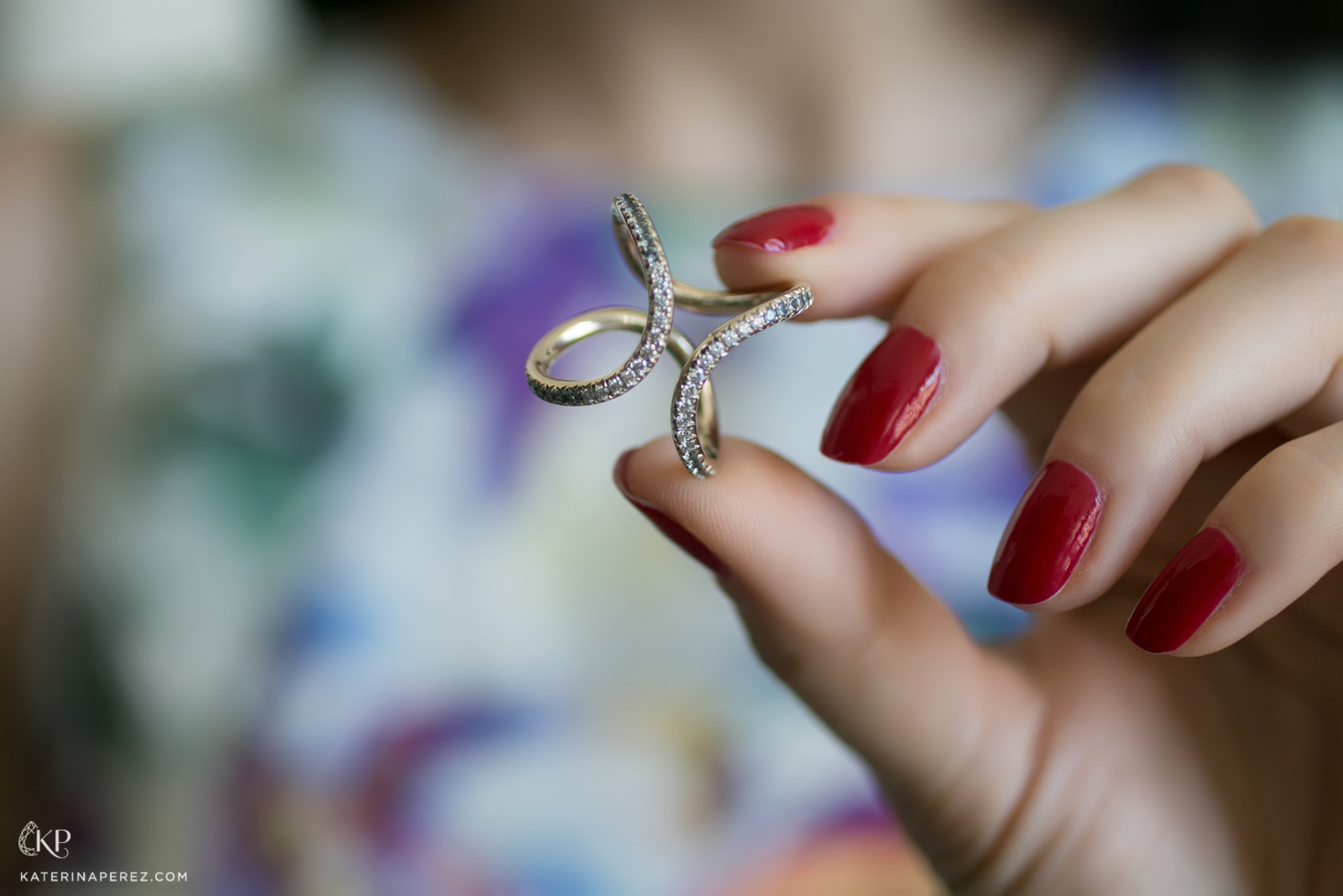  Julie Genet Me ring with sapphires and diamonds