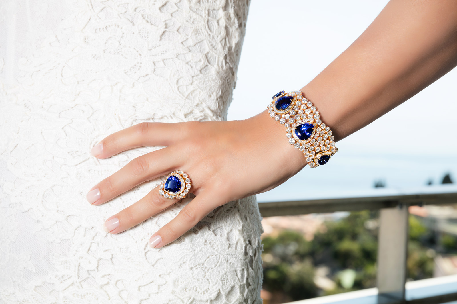 Maison Tabbah commissioned bracelet and ring with sapphires and diamonds
