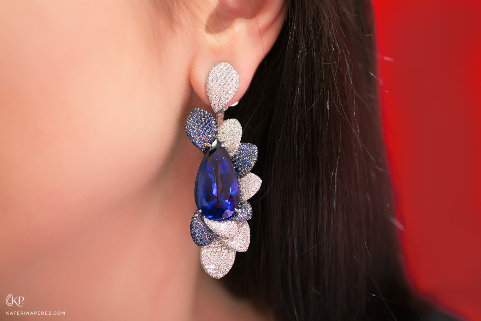  Pasquale Bruni earrings with pave diamond and tanzanite 
