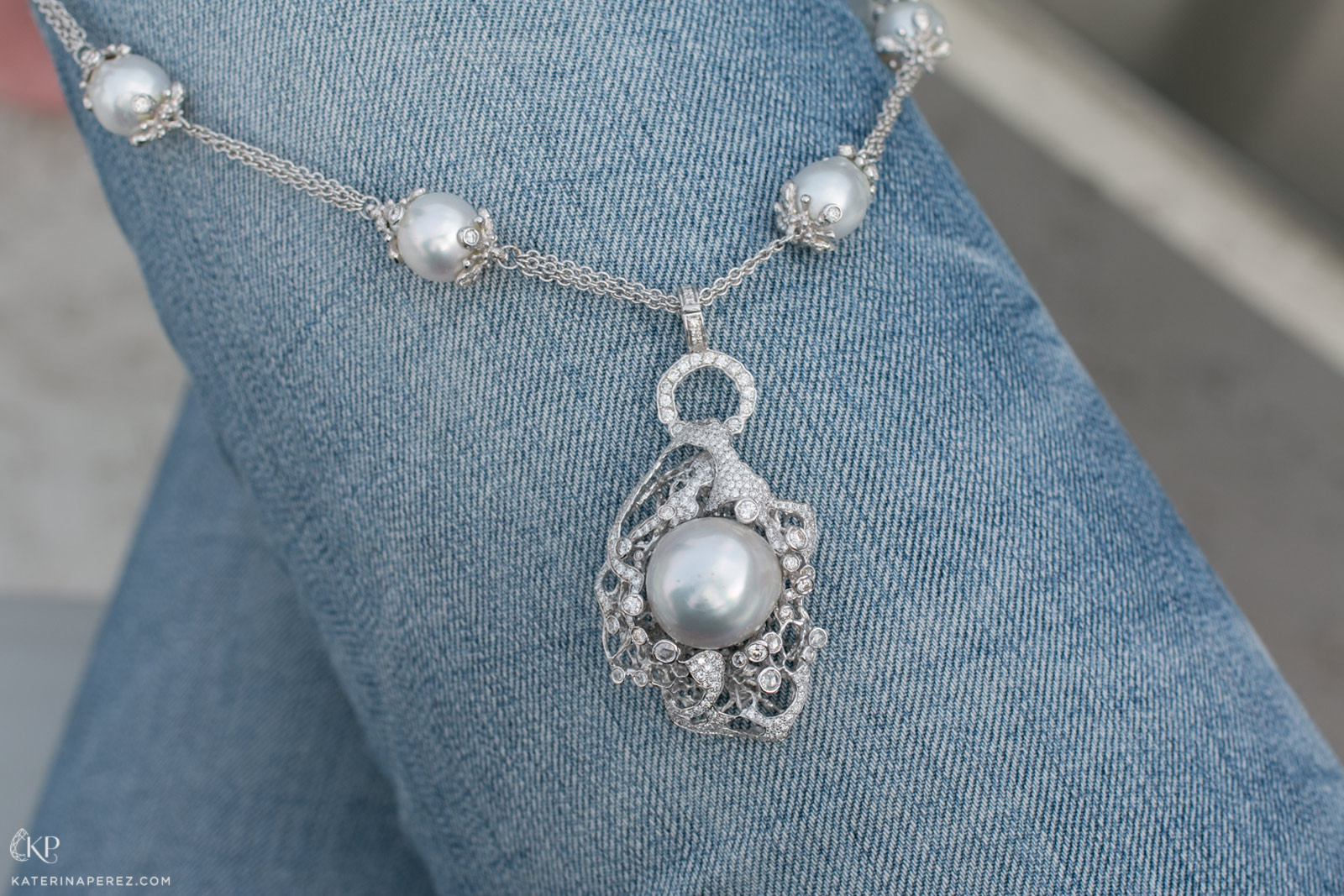 Davide Maule pendant with pearl and diamonds