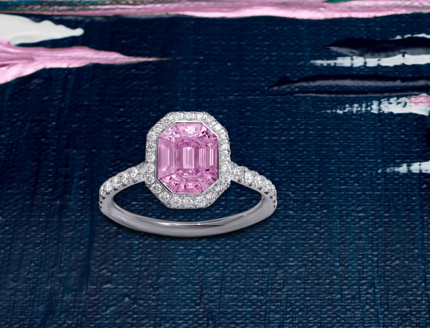  Muse ring with pink sapphire and diamonds by Stenzhorn