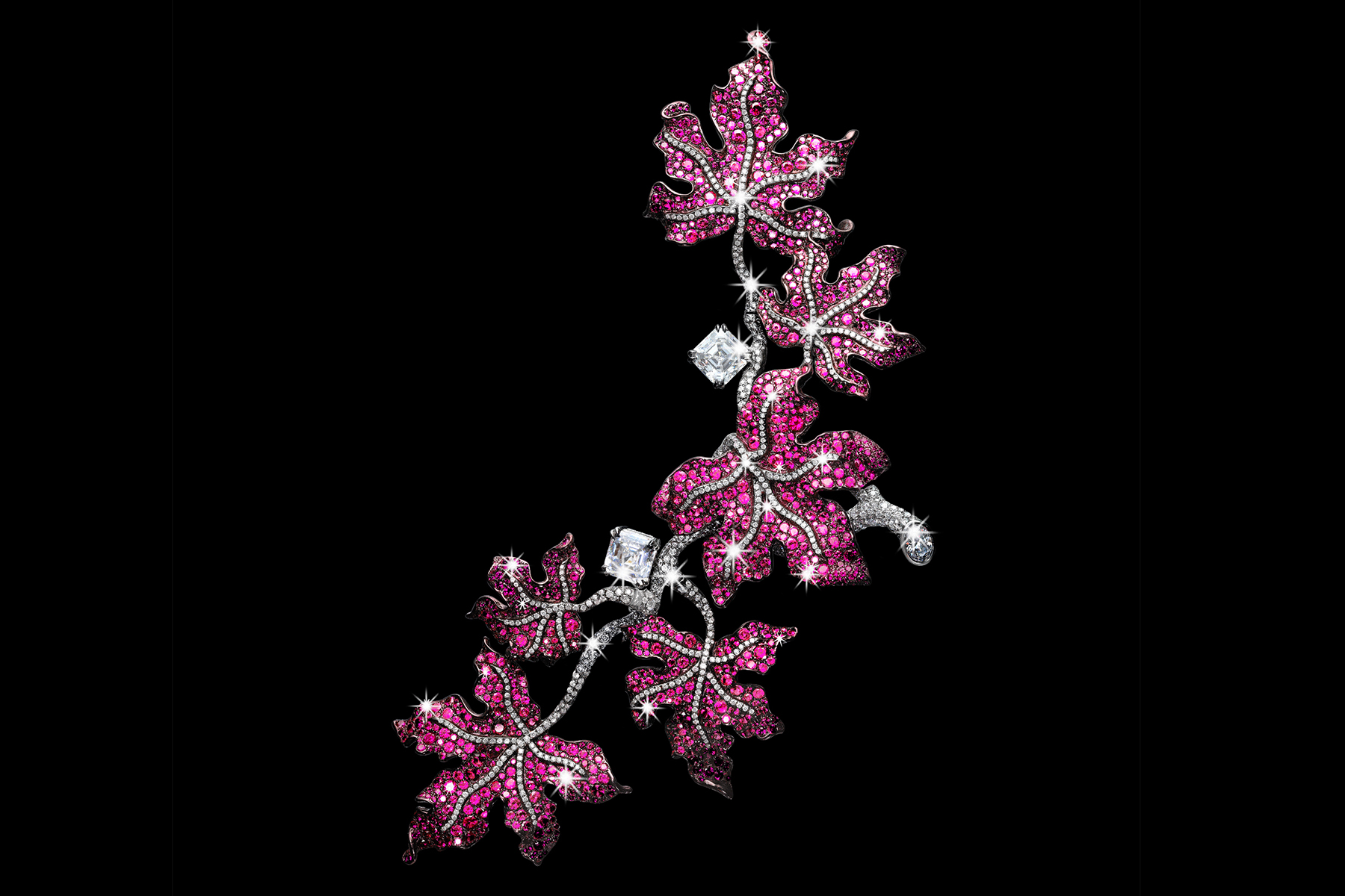  Diana Zhang Falling Red Leaves brooch with pink sapphires and diamonds