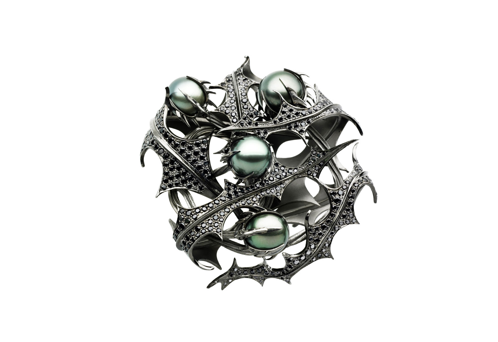  Shaun Leane 'Thistle' brooch in silver and AAA grade Tahitian pearls, specially commissioned for Alexander McQueen, 2006, worn by Sarah Jessica Parker to the opening of the 'Anglomania' exhibition Metropolitan Museum, 4th May 2006