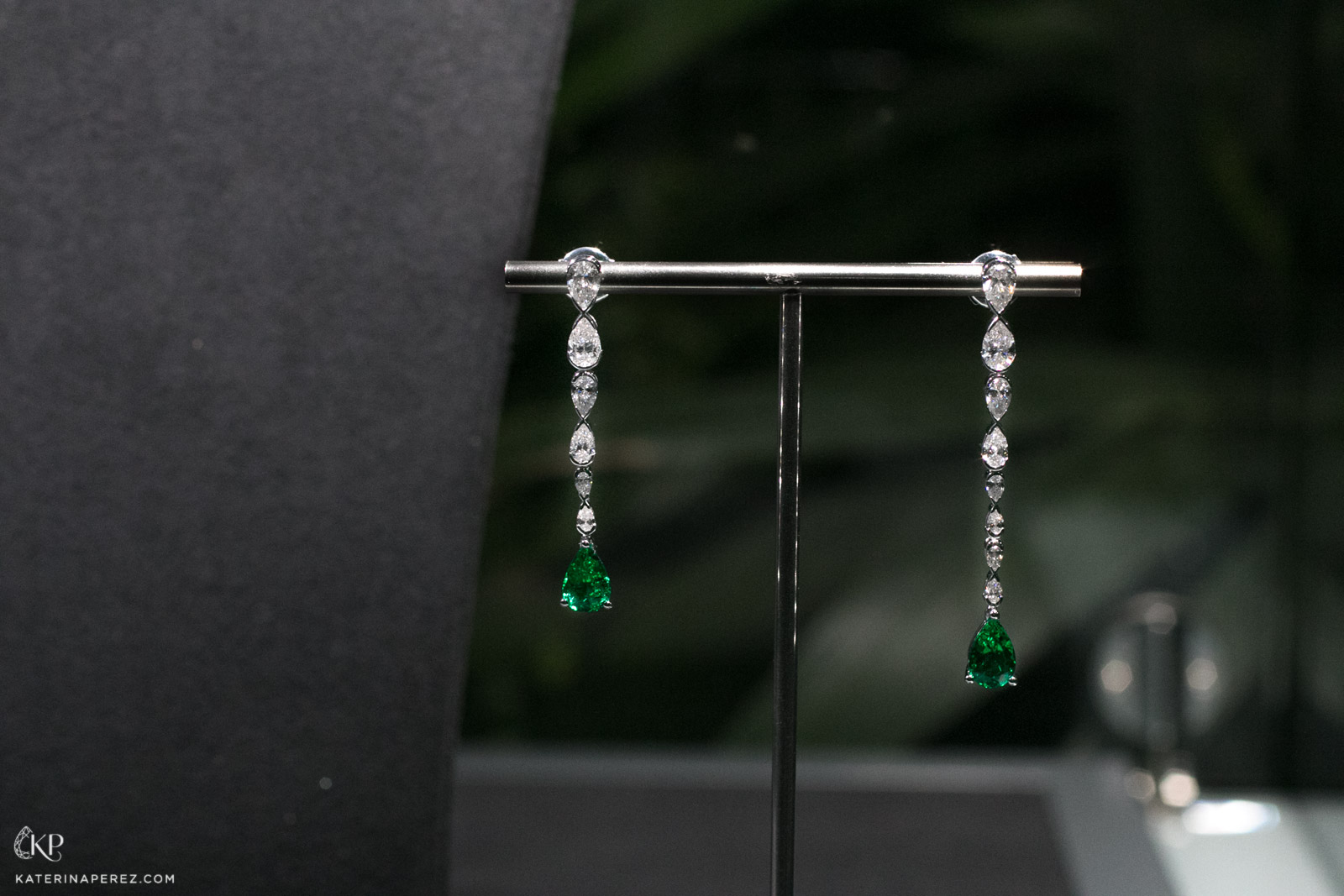  JRS Jewelry earrings with Colombian emeralds and D-IF diamonds
