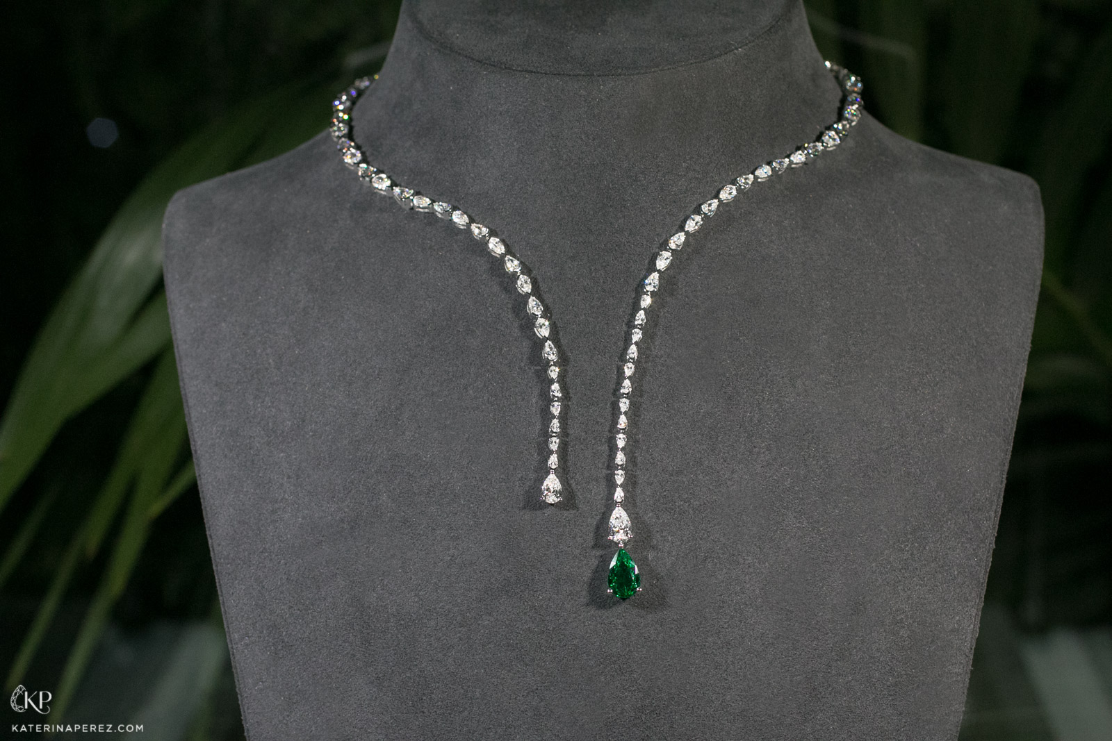  JRS Jewelry necklace with 2 cts no-oil Colombian emerald and D-IF diamonds