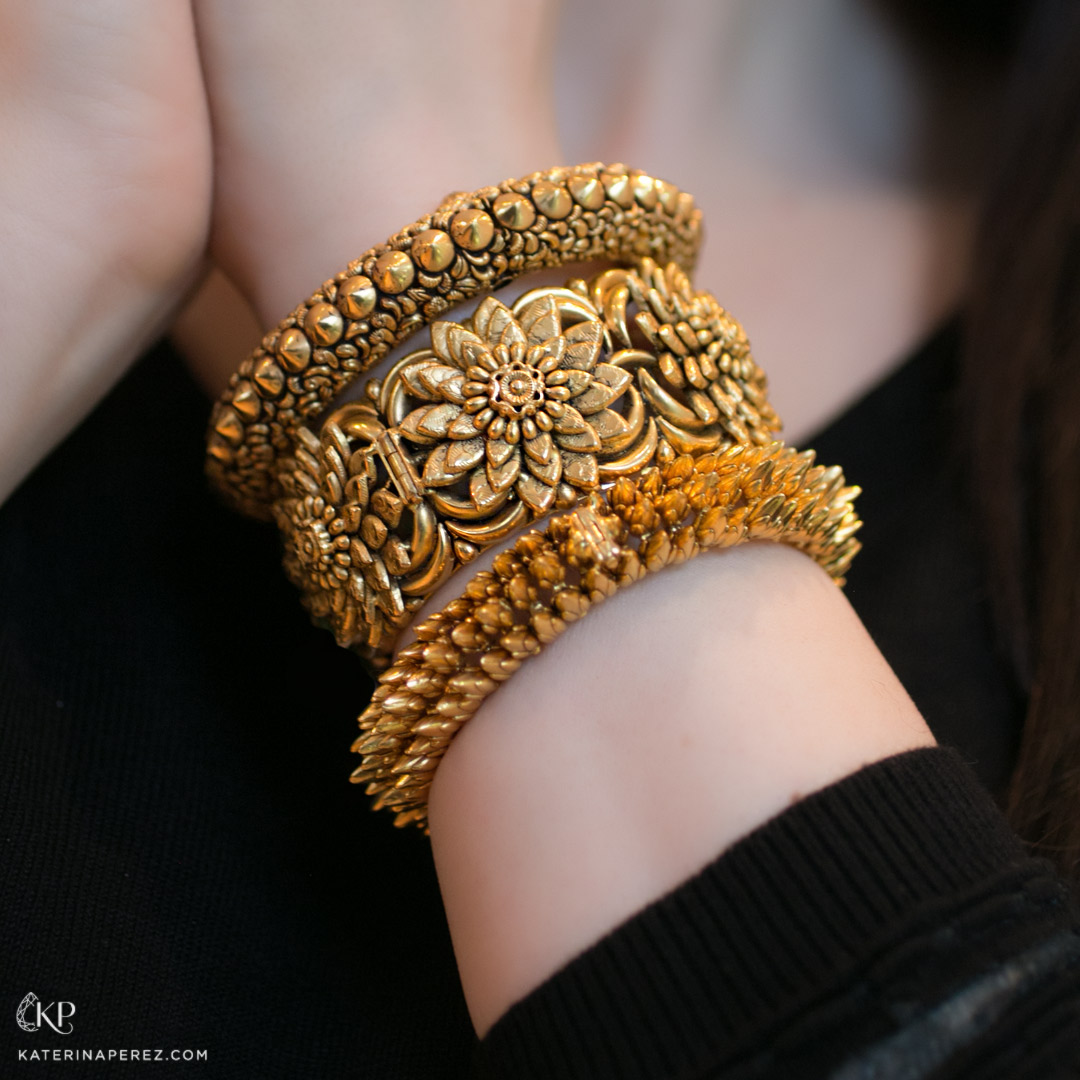  Jaipur Gems Gorgeous Gold chocker bracelet
