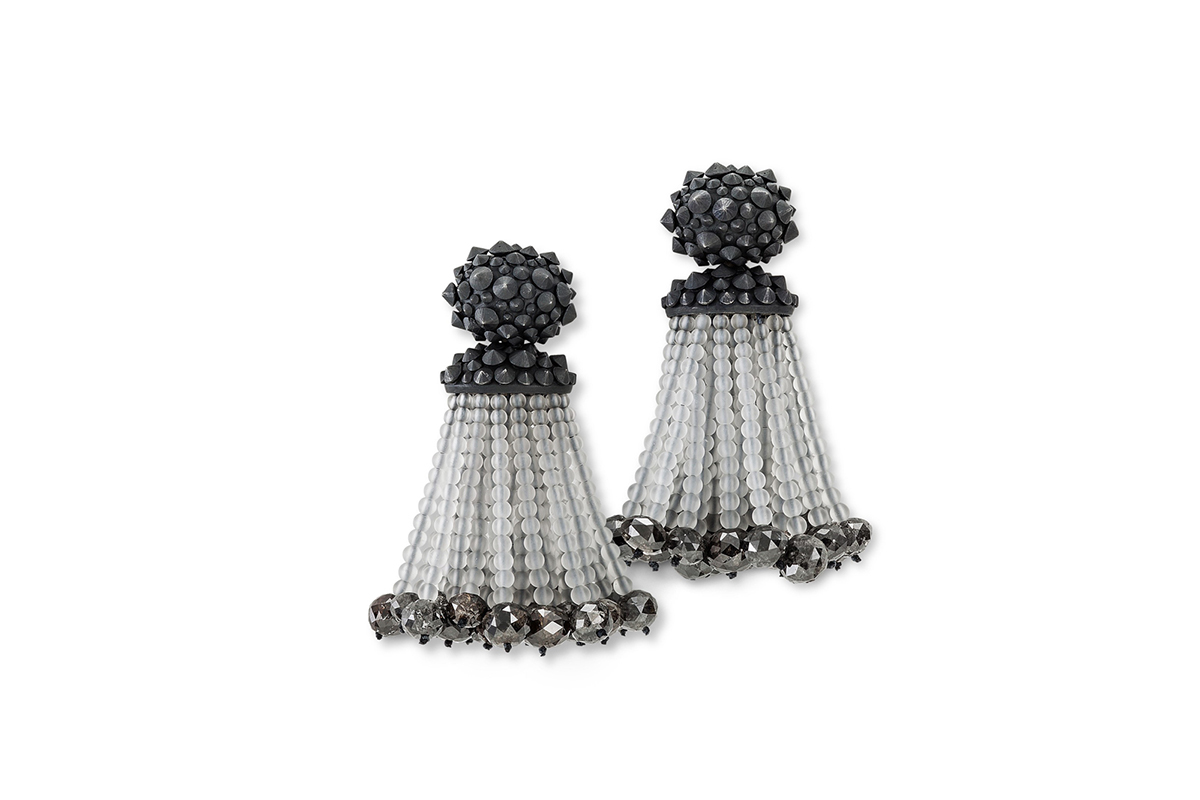  Hemmerle earrings in rock crystal, diamonds, blackened silver and white gold clips