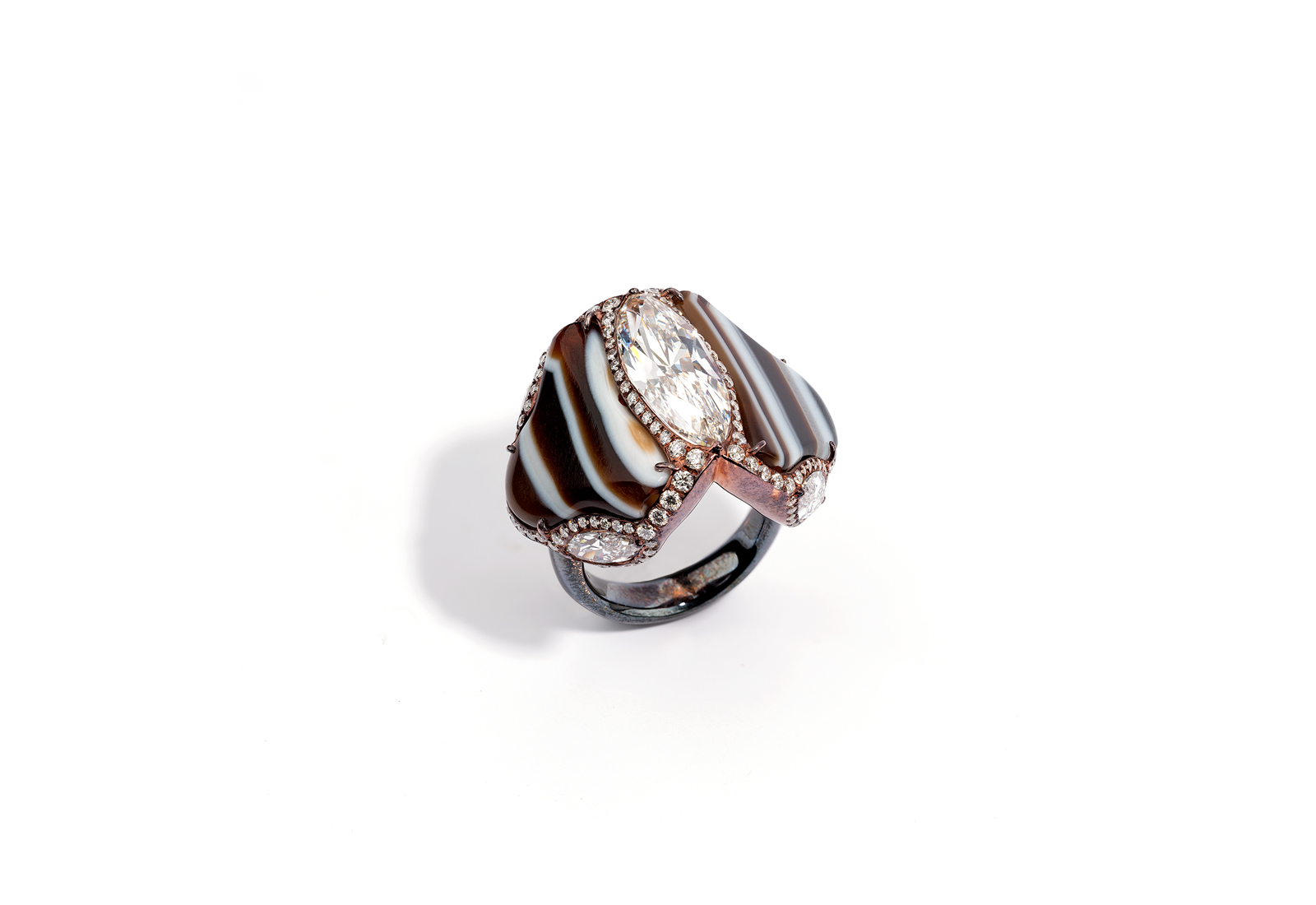  Glenn Spiro ring with  4.40cts marquise diamond (H/VS1), agate, 3.02cts  surrounding diamonds  set in 18k white gold