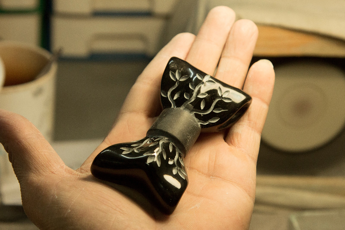 Alessio Boschi's Dandy bowtie in black jade in the making