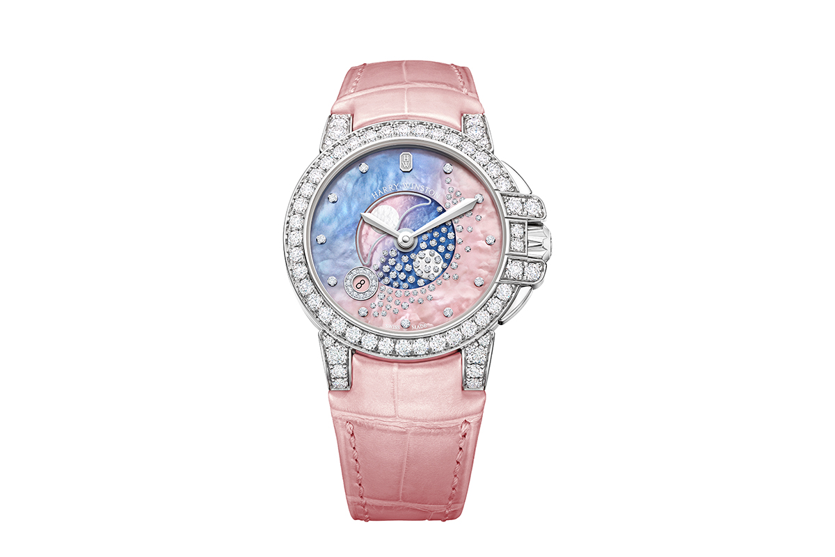  Harry Winston ‘Ocean Moon Phase’ watch with mother of pearl dial and diamond bezel