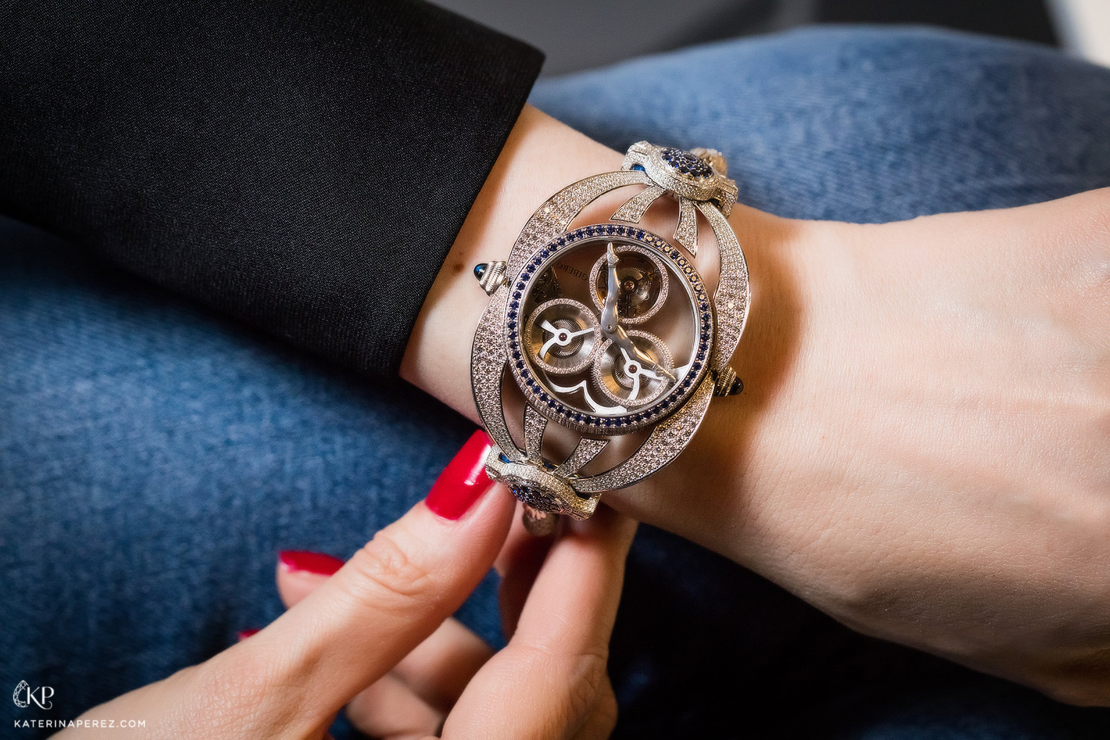 Giberg 'Niura' watch with skeleton mechanism, pavé diamond and sapphire embellishment