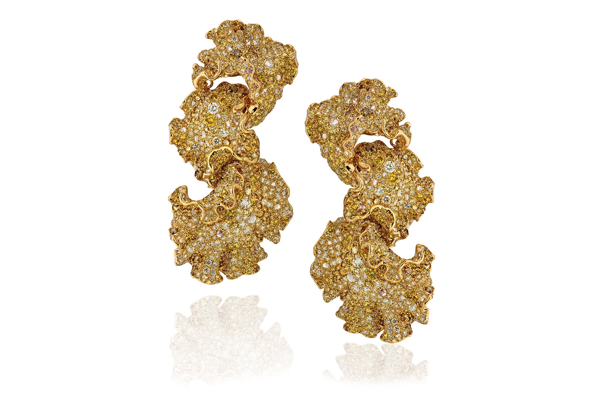  Neha Dani 'Shiri' earrings with colourless and yellow diamonds 