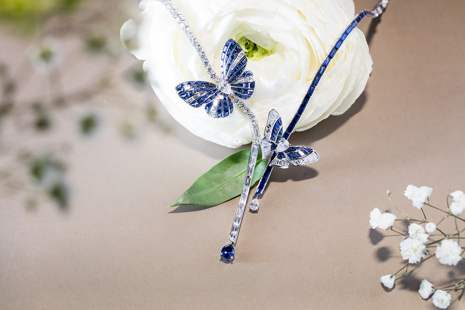 Stenzhorn 'Butterfly Lovers' sapphire and diamond necklace