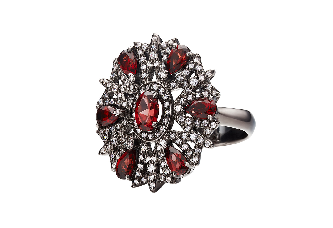  Liza Belotserkovskaya ring with garnets and diamonds