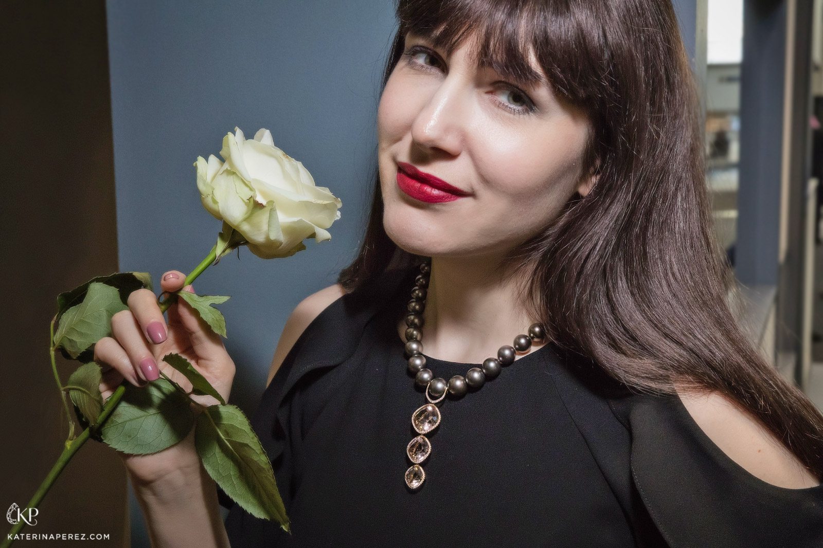 Katerina Perez wearing Doris Hangartner morganite and diamond pendant