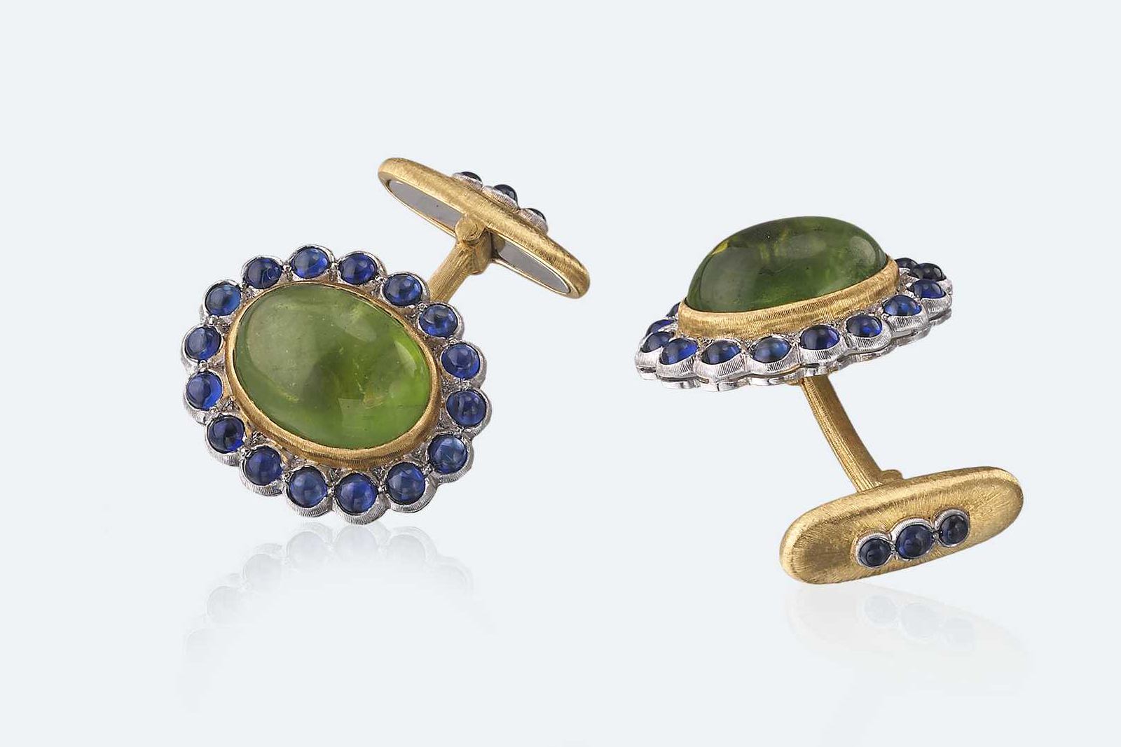  Buccellati cufflinks in yellow and white gold with peridots and sapphires