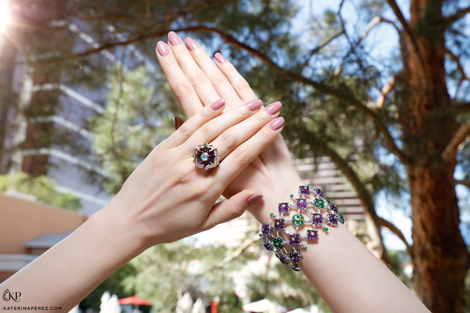 Panchoo ring and cuff bracelet from the 'Jaipuria' collection in diamonds, amethysts, Paraiba tourmalines and emeralds