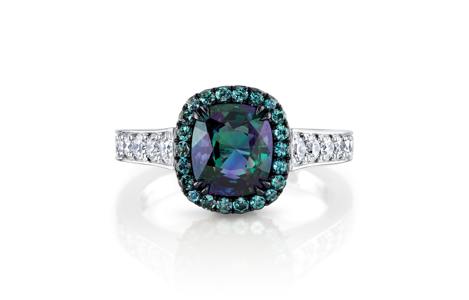 Omi Privé ring ring featuring a 2.22 ct cushion cut alexandrite accented by 0.48 ct of alexandrites and 0.62 ct of brilliant diamonds in platinum