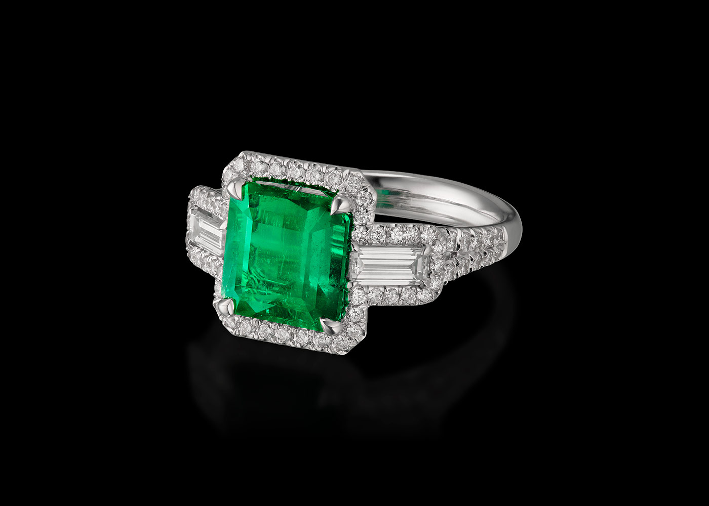  Inbar Afghani emerald ring with diamonds