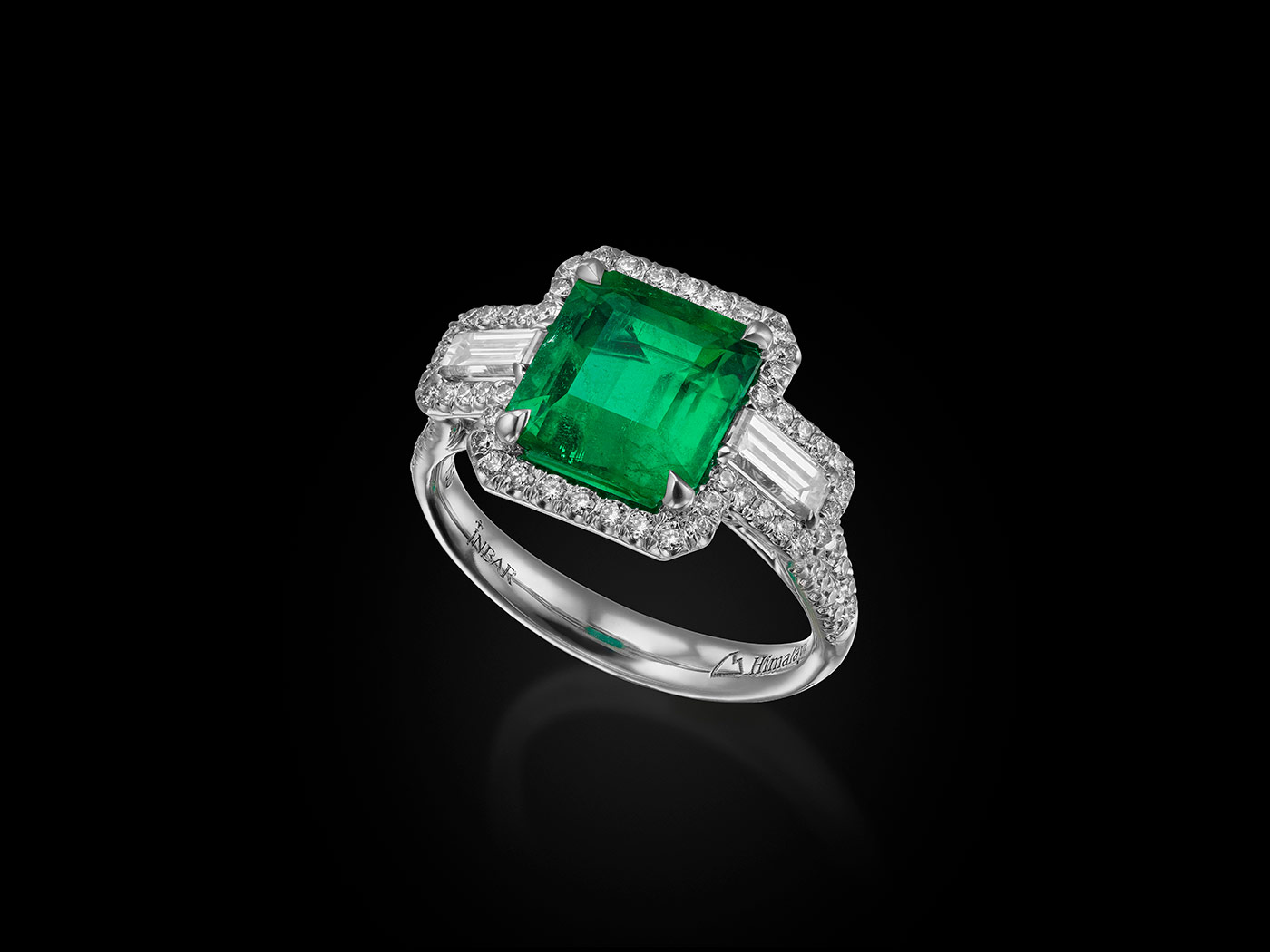  Inbar Afghani emerald ring with diamonds