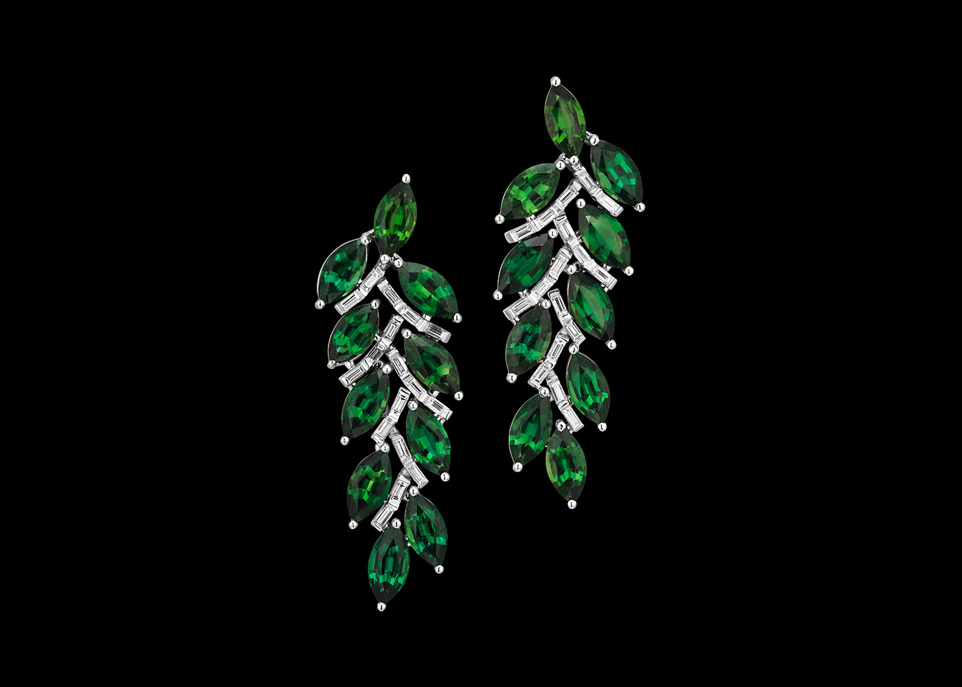  Inbar Afghani emerald earrings with diamonds
