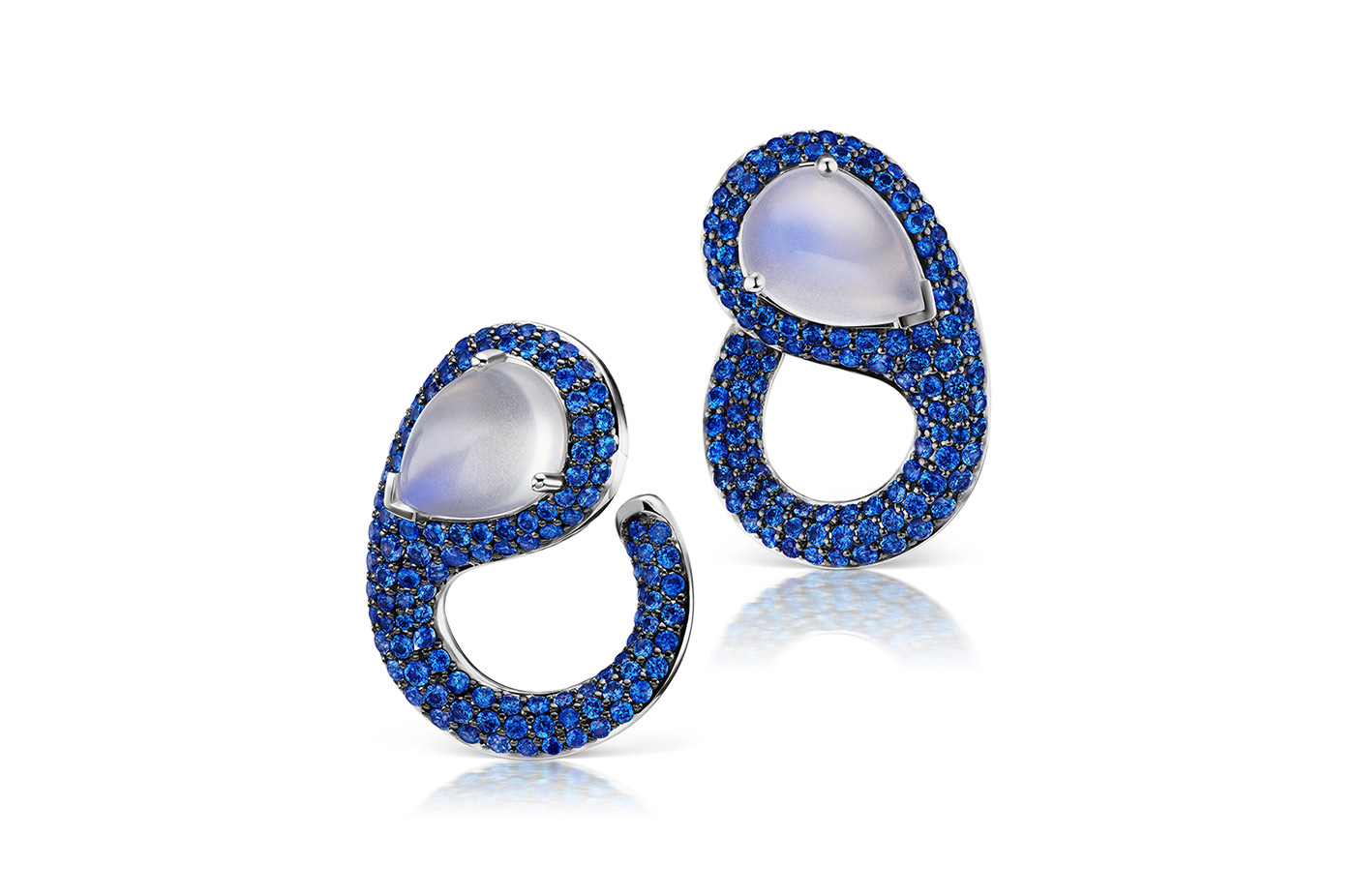  Maria Canale 'Drop' earrings in moonstone and sapphire