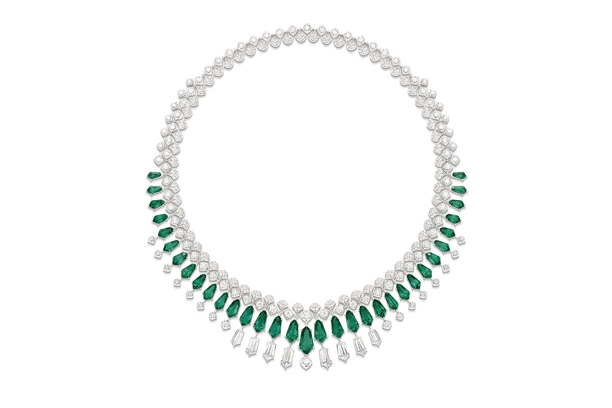  Piaget transformable ‘Green Borealis’ necklace from the 'Dancing Nights' line with 37.39ct kite cut Colombian emeralds and 26.43ct diamonds 