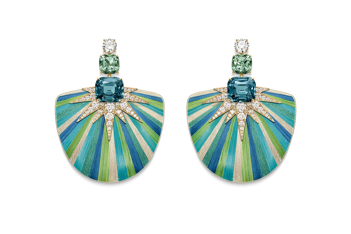  Piaget ‘Green Aurora’ earrings from the 'Dancing Nights' line with 3.81ct and 3.61ct tourmalines, tourmalines, diamonds and wood marquetry