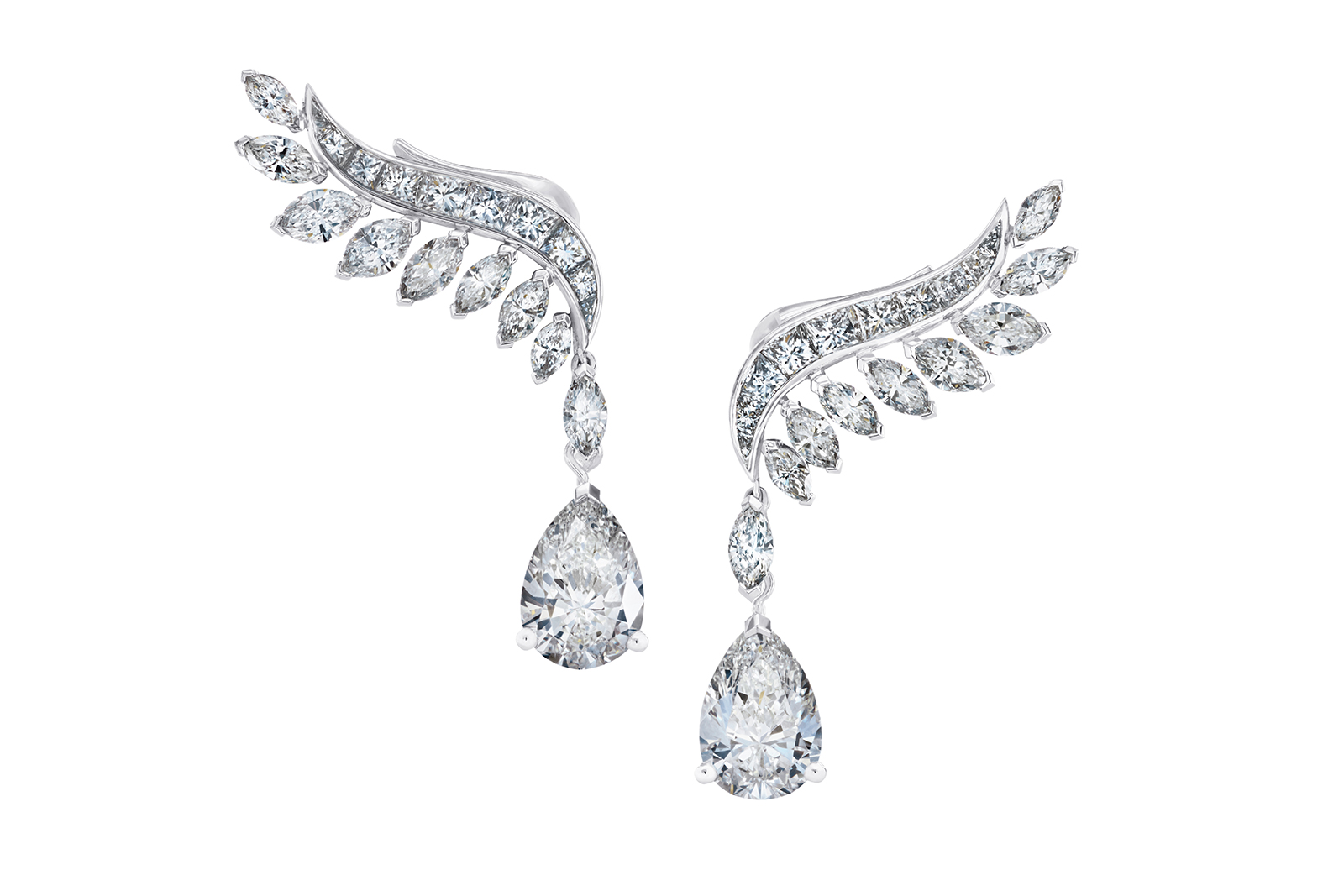  De Beers ‘Cupid’ ear cuffs in total of 3.57ct princess and marquise cut diamonds with pear shaped drops