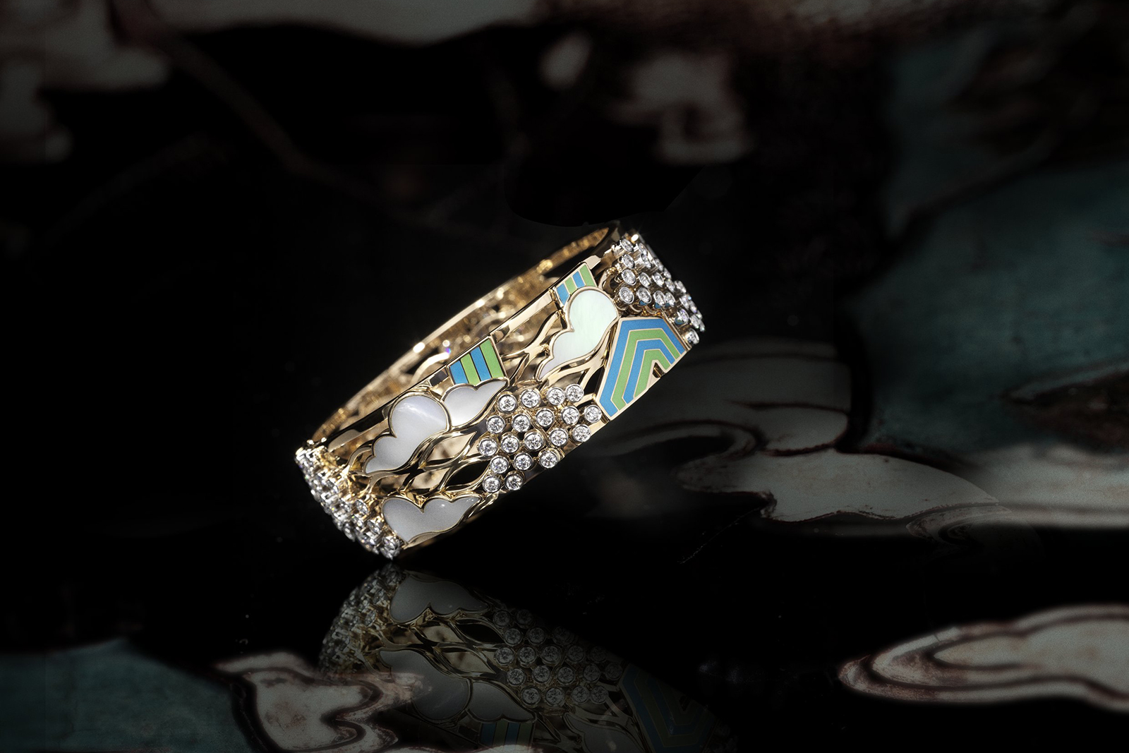  Chanel 'Vibration Minerale' cuff in enamel, pearl, mother of pearl, diamonds and yellow gold