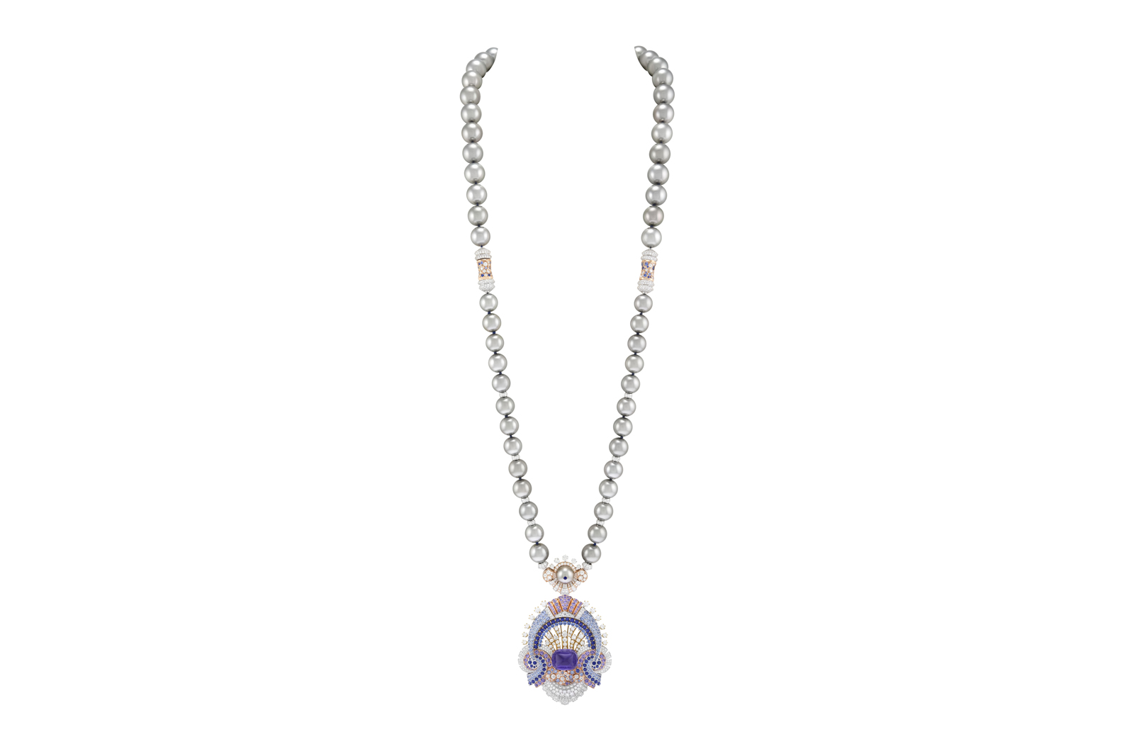  Van Cleef & Arpels 'Clair de lune' long necklace from the 'Quatre Contes de Grimm' collection with removable brooch in  29.63 ct Sri Lankan sugarloaf purple sapphire, sapphires, grey cultured pearls and diamonds