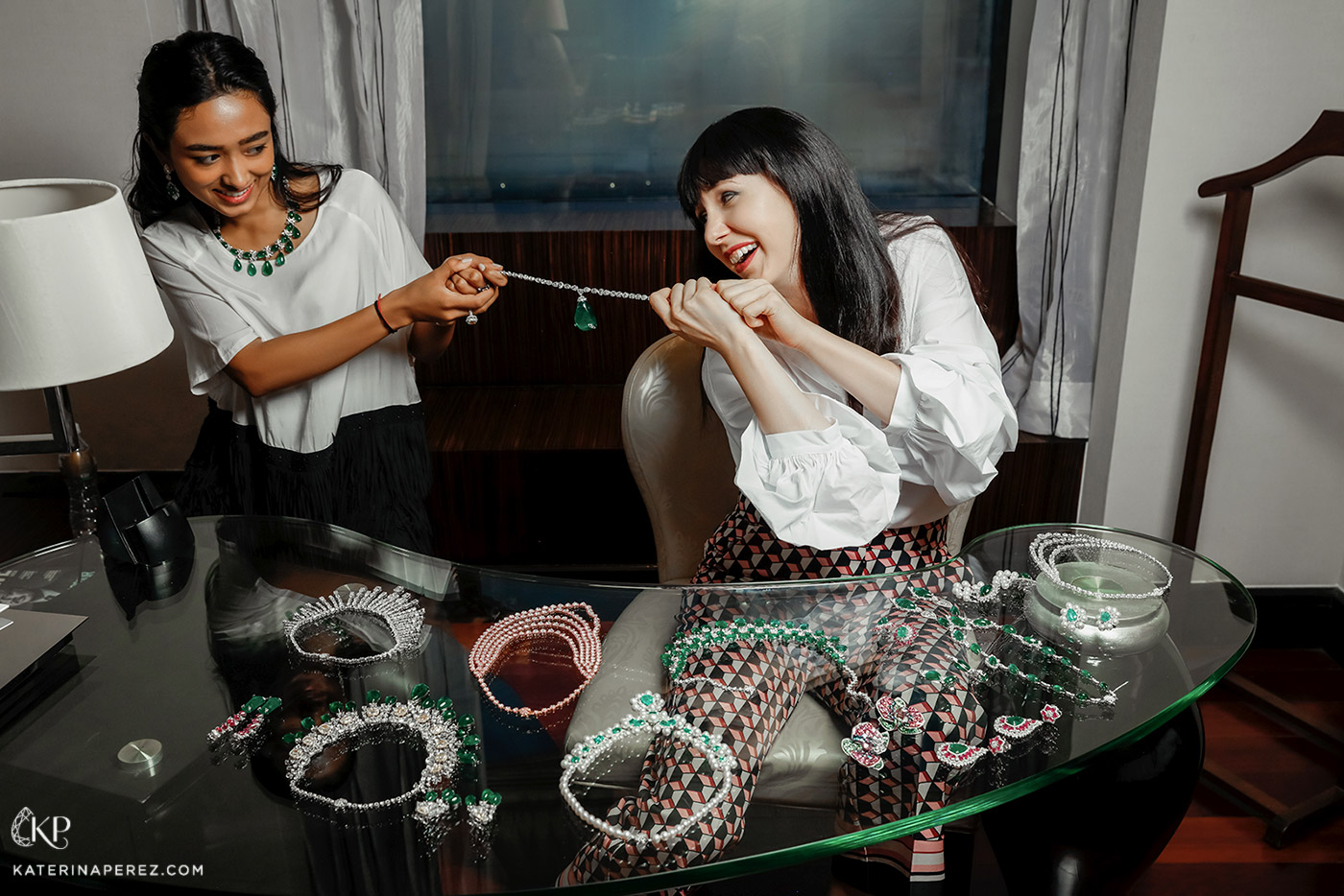  Pooja Gandhi and Katerina Perez with a selection of Kamyen jewellery
