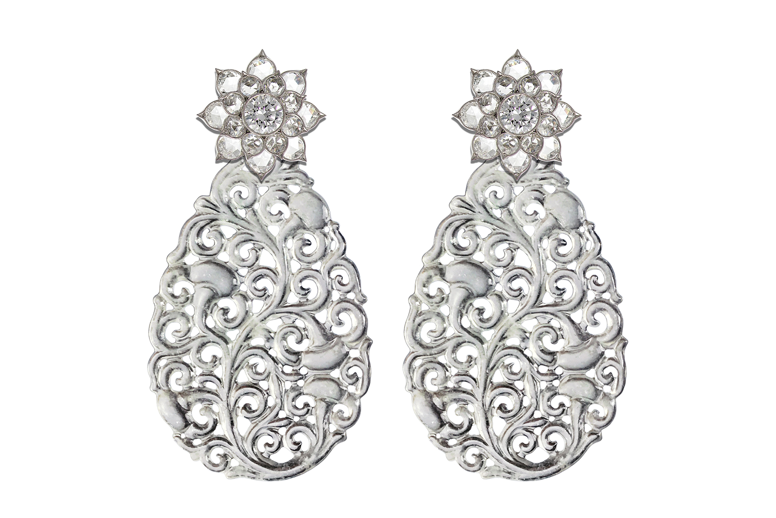  Spheni Switzerland jadeite earrings with diamonds