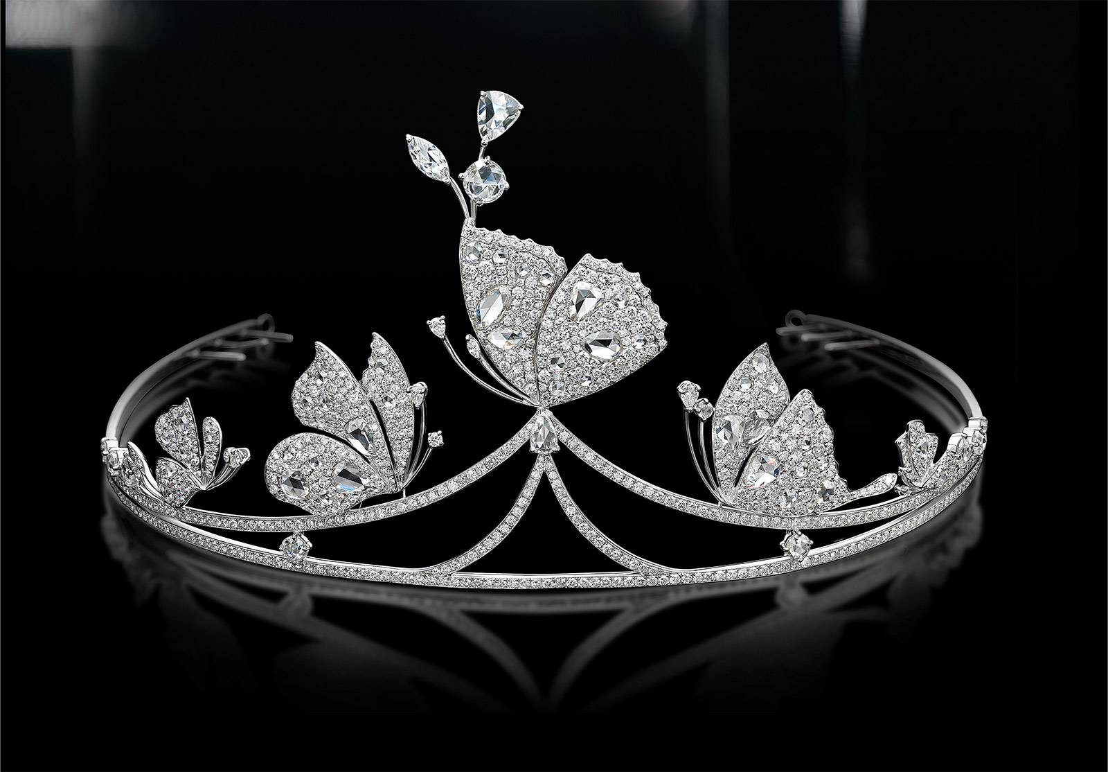 Jessica Fong 'I do' tiara with diamonds in 18k white gold