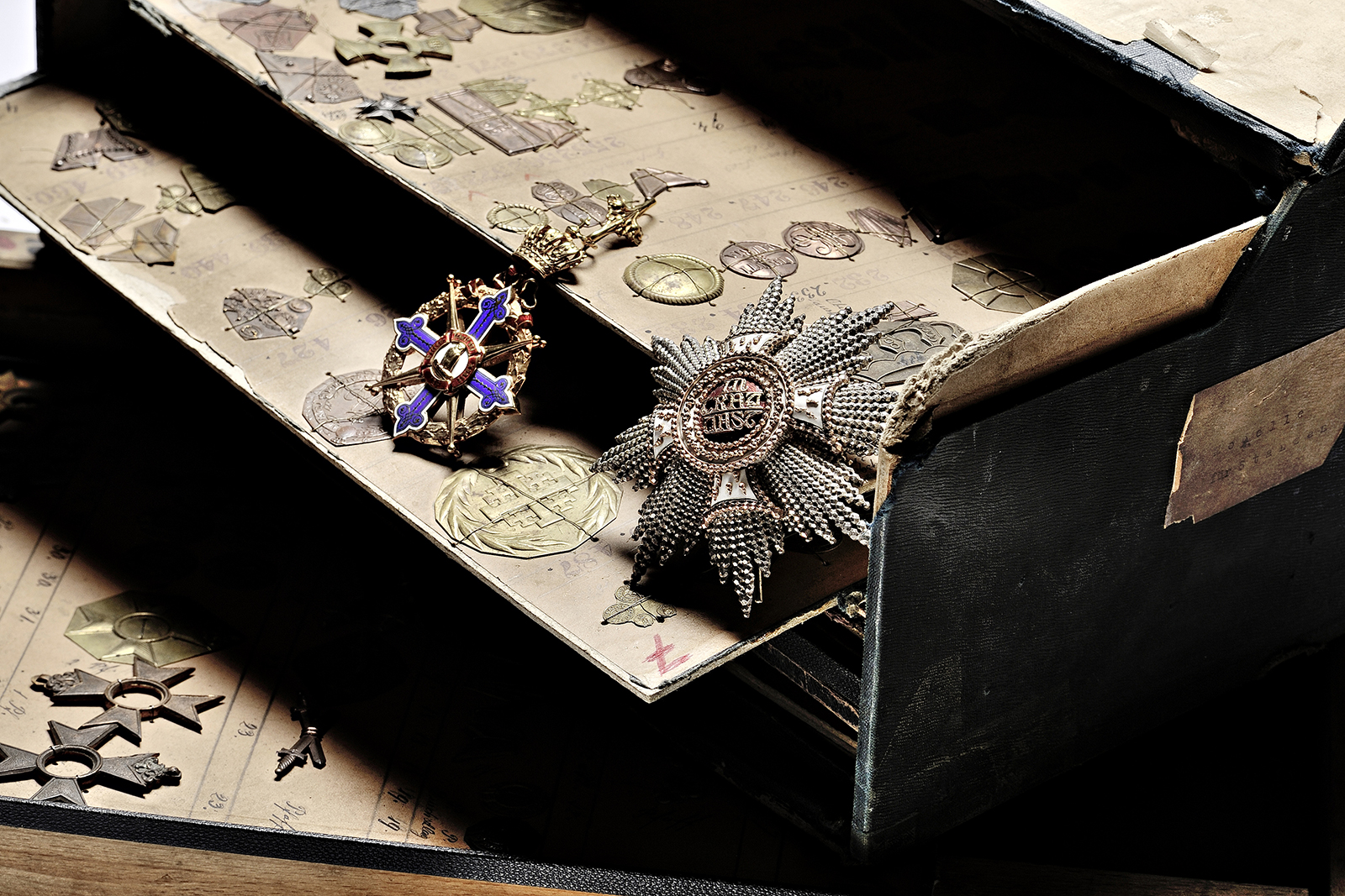  Creations from the Hemmerle archives to celebrate the 125th anniversary of the jewellery house. Images courtesy of Hemmerle